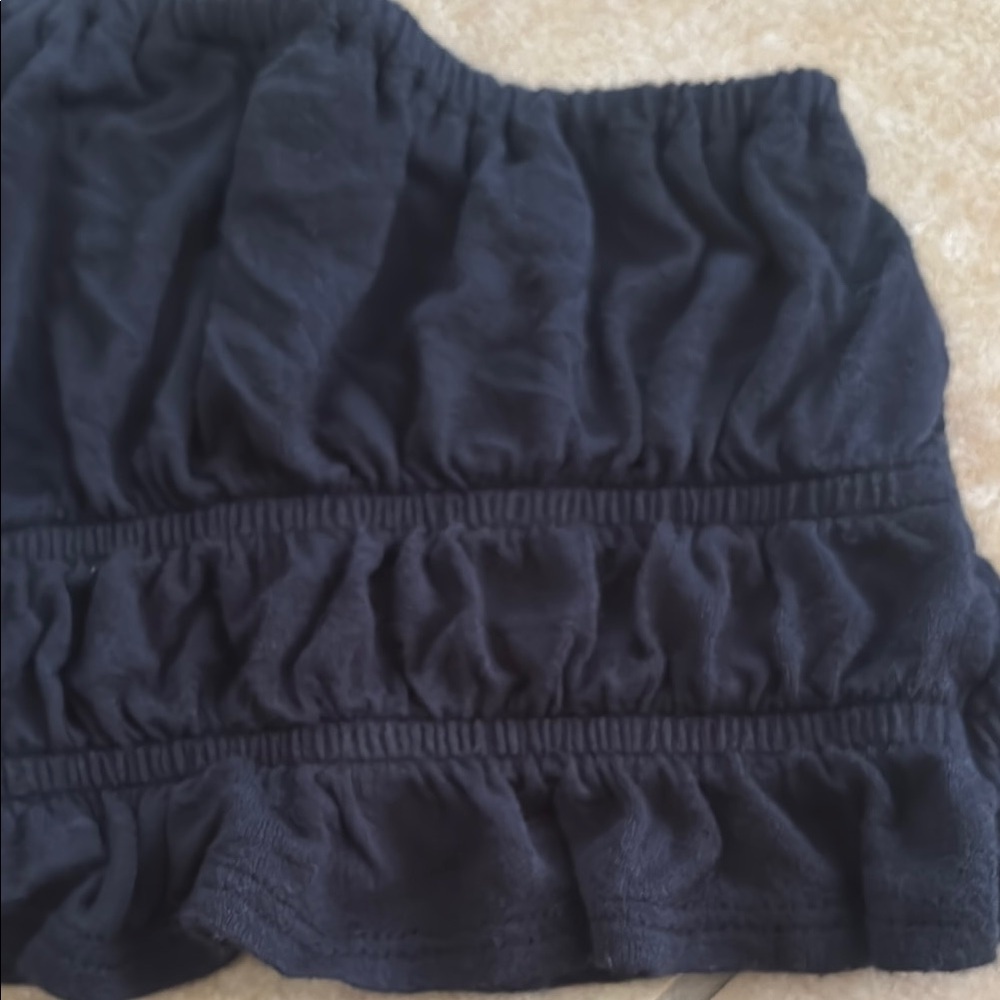 Black One-Shoulder Ruffle Top - Picture 3 of 5